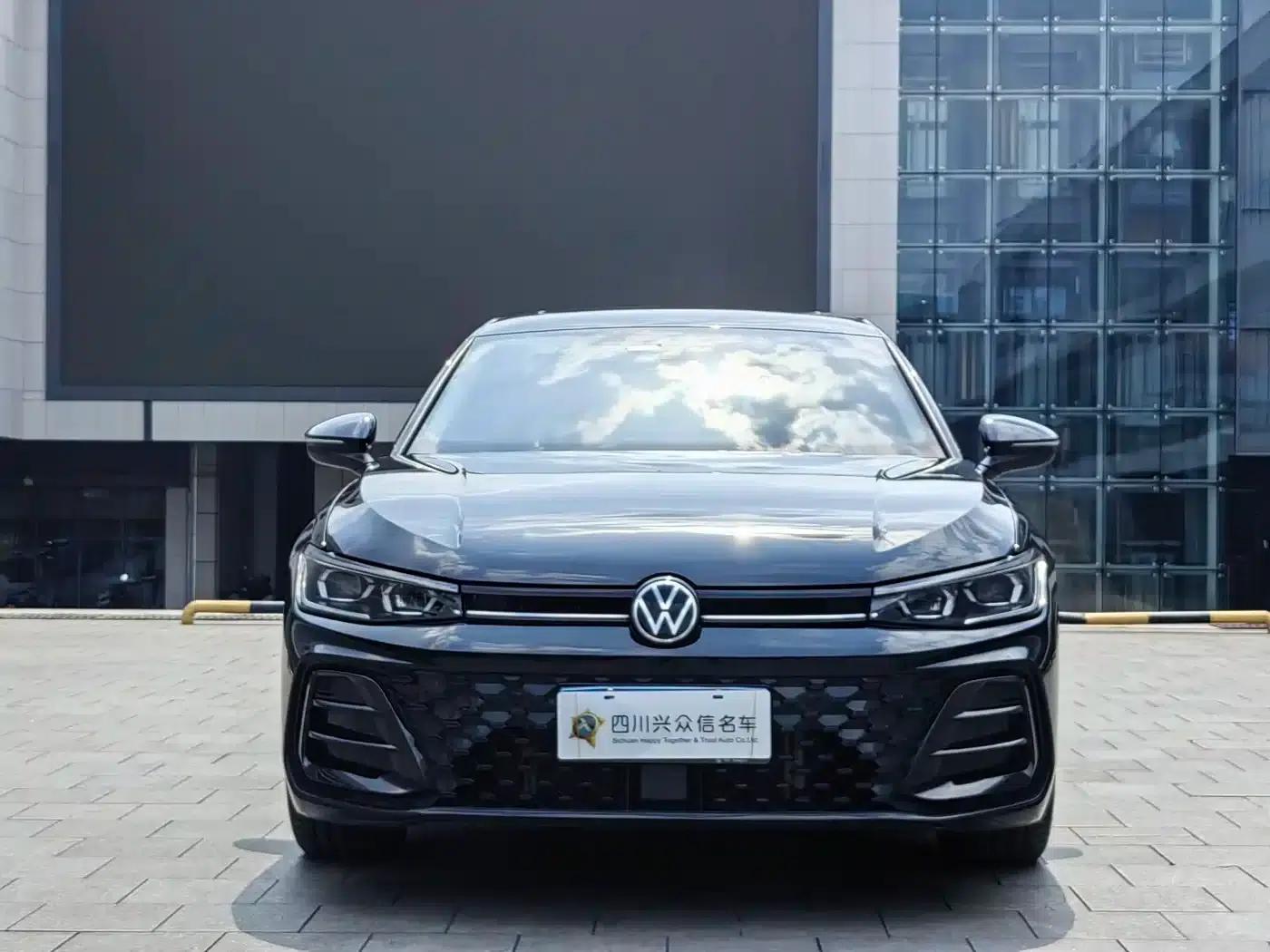 2025 Passat Pro 380TSI Starry Dragon Edition — миниатюра 3