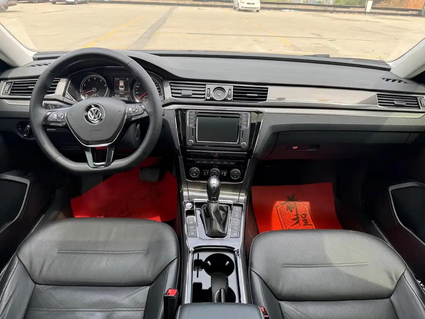 2016 Passat 330TSI DSG Royal Edition — миниатюра 6