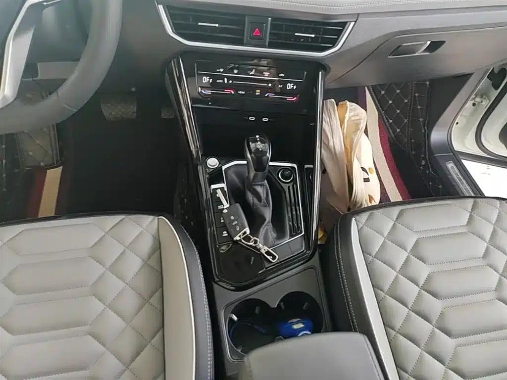 Tayron 2024 300TSI 2WD Luxury Plus Advanced Edition — миниатюра 14