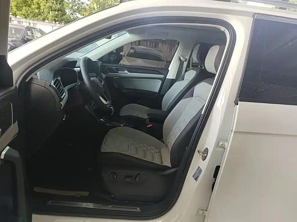 Tayron 2024 300TSI 2WD Luxury Plus Advanced Edition — миниатюра 15