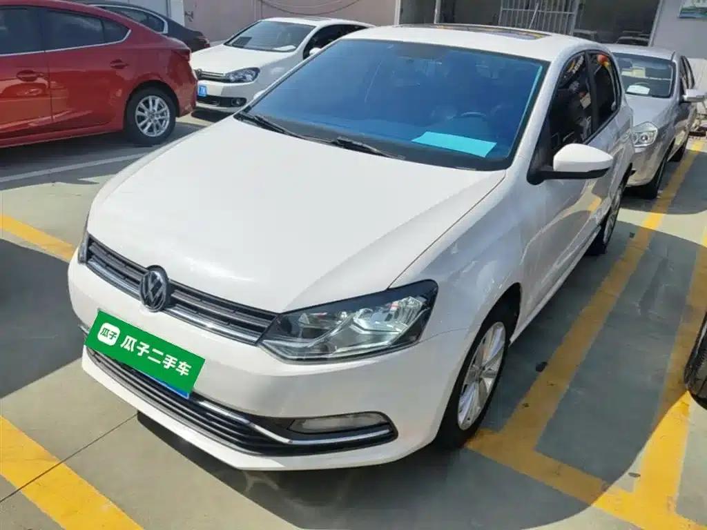 2016 Polo 1.6L Automatic Comfort Model — миниатюра 1