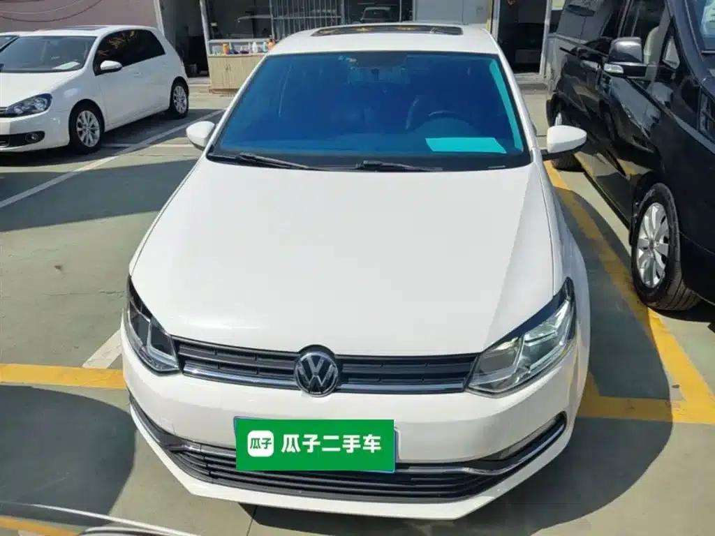 2016 Polo 1.6L Automatic Comfort Model — миниатюра 3