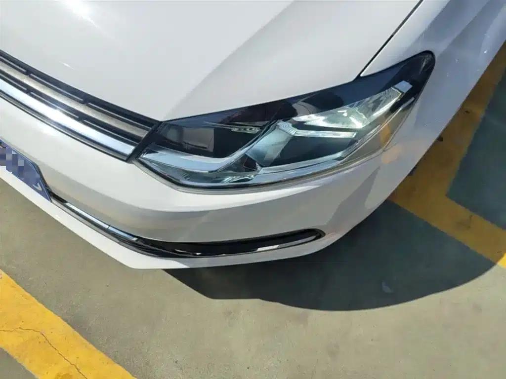 2016 Polo 1.6L Automatic Comfort Model — миниатюра 24