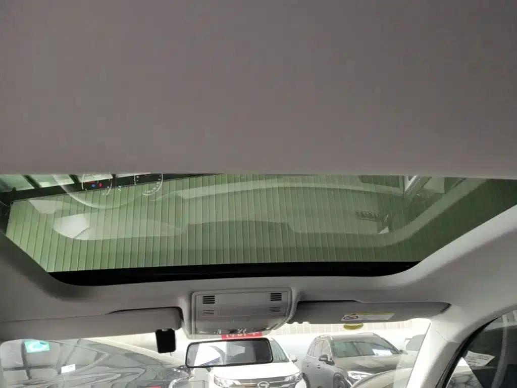 2021 Polo Plus 1.5L Automatic Panoramic Enjoyment Edition — миниатюра 18