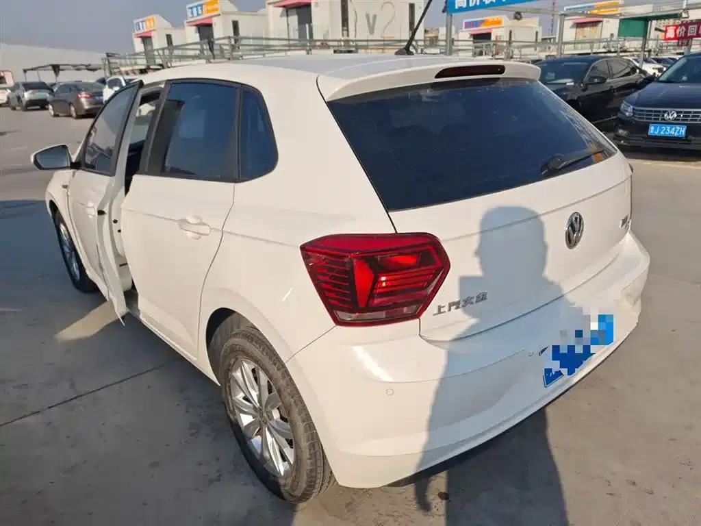 2019 Polo Plus 1.5L Automatic Colorful Technology Edition — миниатюра 5