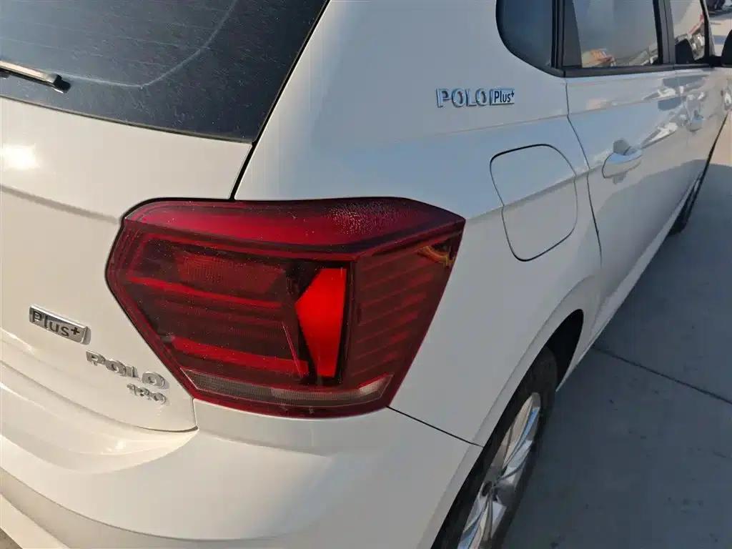 2019 Polo Plus 1.5L Automatic Colorful Technology Edition — миниатюра 8