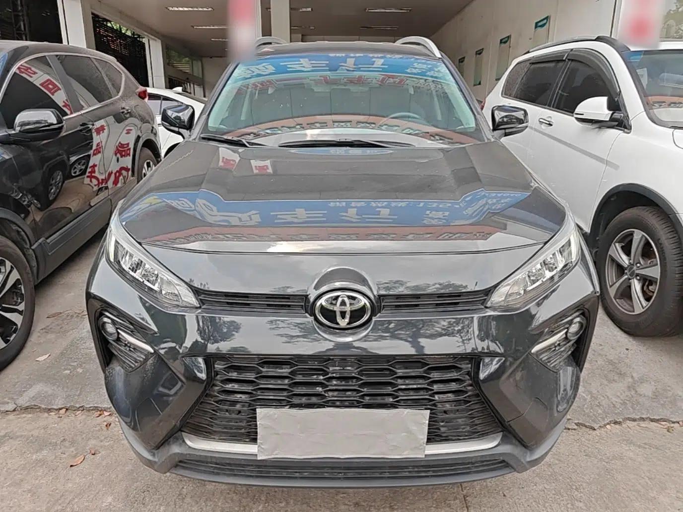 Toyota Wildlander 2022 2.0L CVT Two-Wheel Drive Urban Edition — миниатюра 2