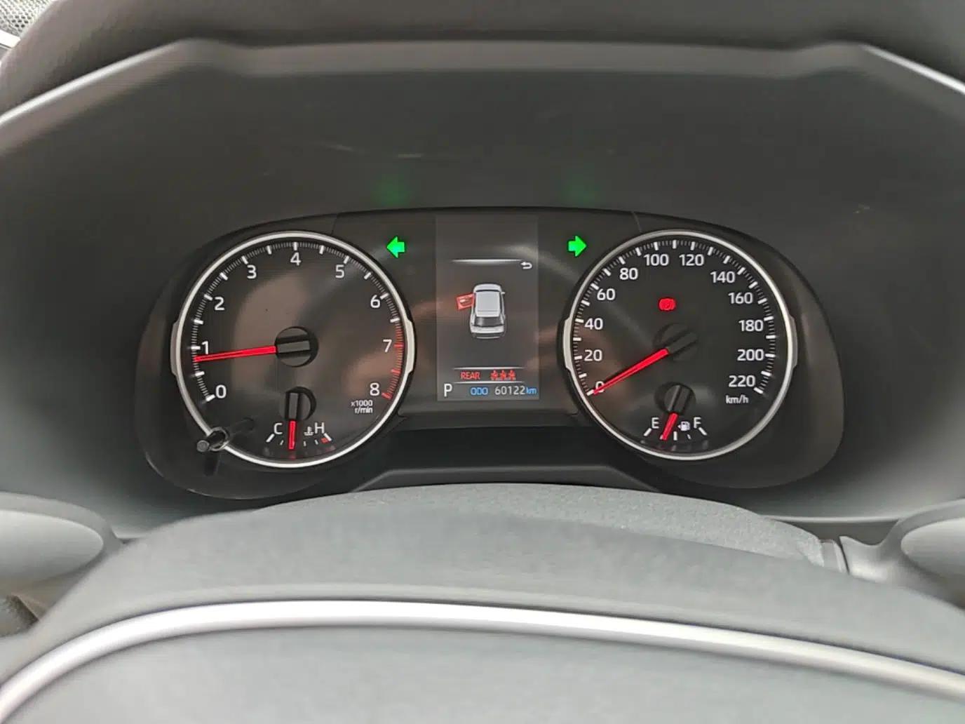 Toyota Wildlander 2022 2.0L CVT Two-Wheel Drive Urban Edition — миниатюра 15