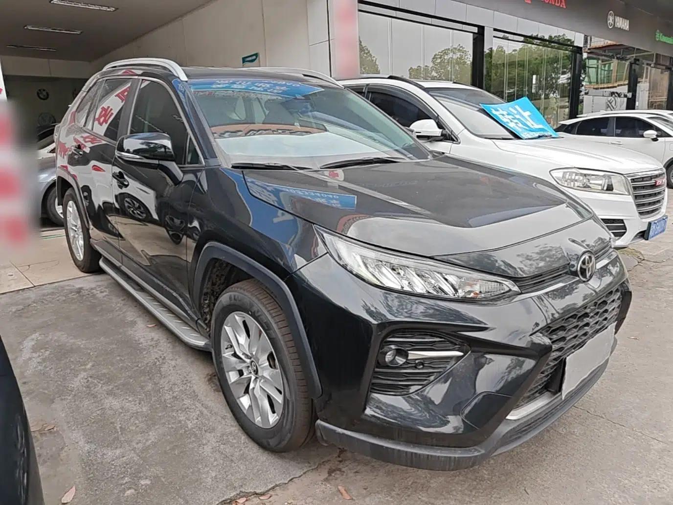 Toyota Wildlander 2022 2.0L CVT Two-Wheel Drive Urban Edition — миниатюра 3