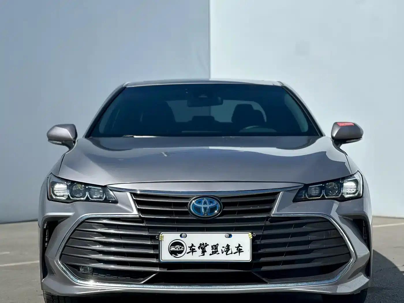 2021 Toyota Avalon 2.5L Luxury Edition — миниатюра 2