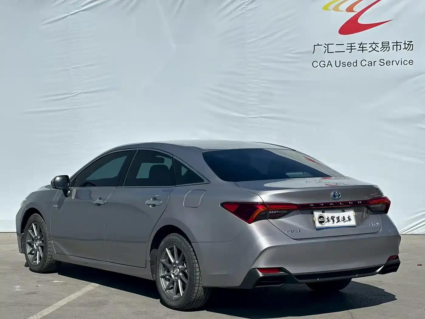 2021 Toyota Avalon 2.5L Luxury Edition — миниатюра 9