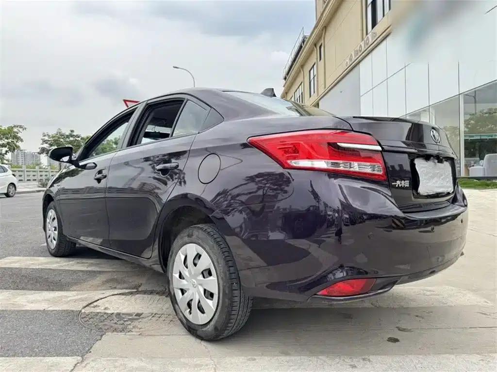 Vios 2017 1.5L CVT Adventure Edition — миниатюра 5