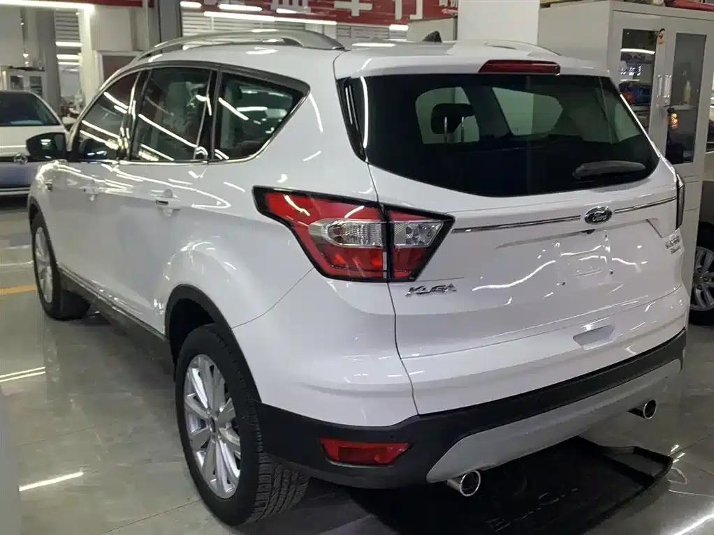 2018 Ford Kuga EcoBoost 180 2WD Luxury Edition — миниатюра 10