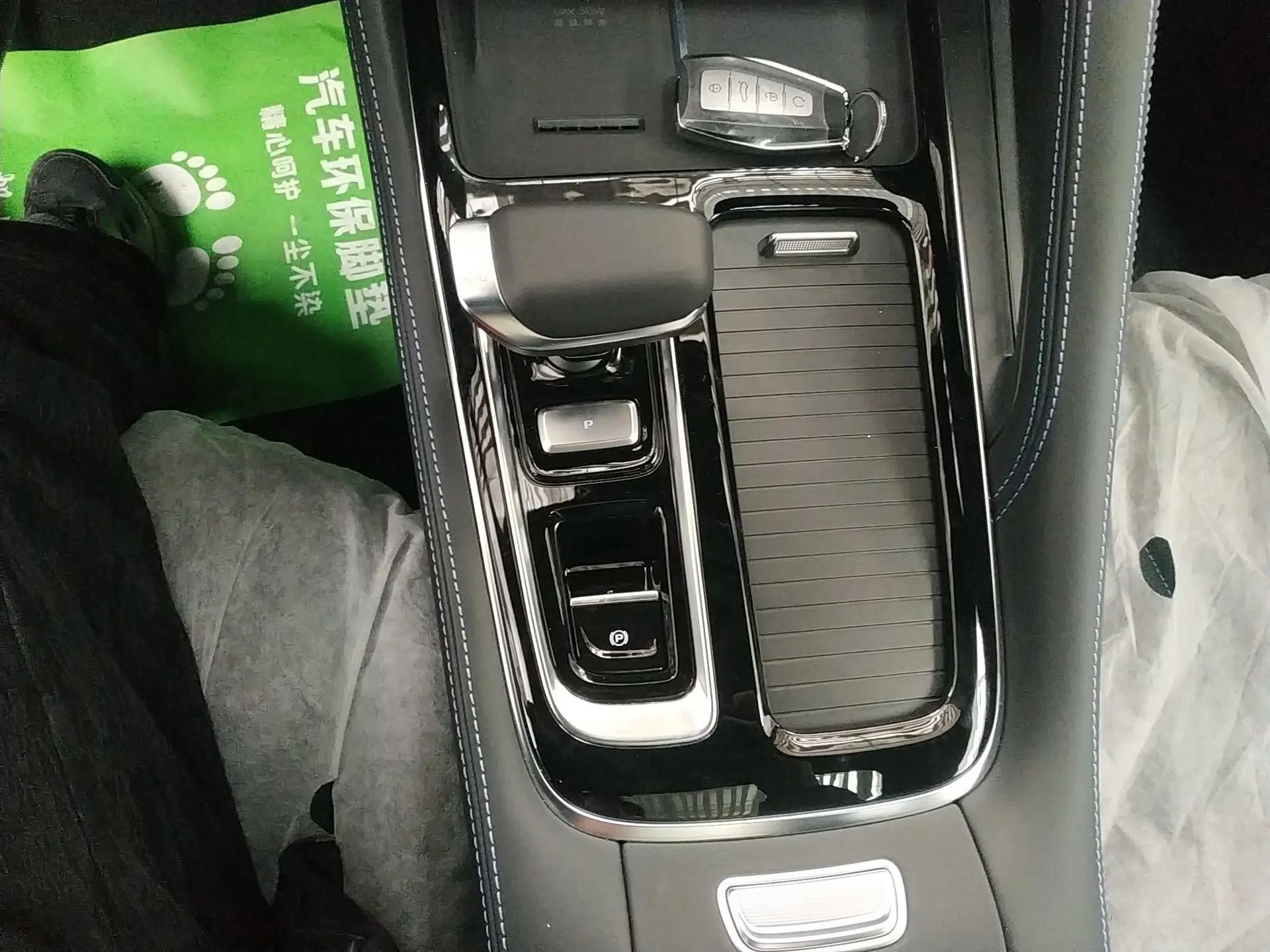 Geely Auto Preface 2026 Model Oriental Yao 1.5TD Kunlun Edition — миниатюра 16