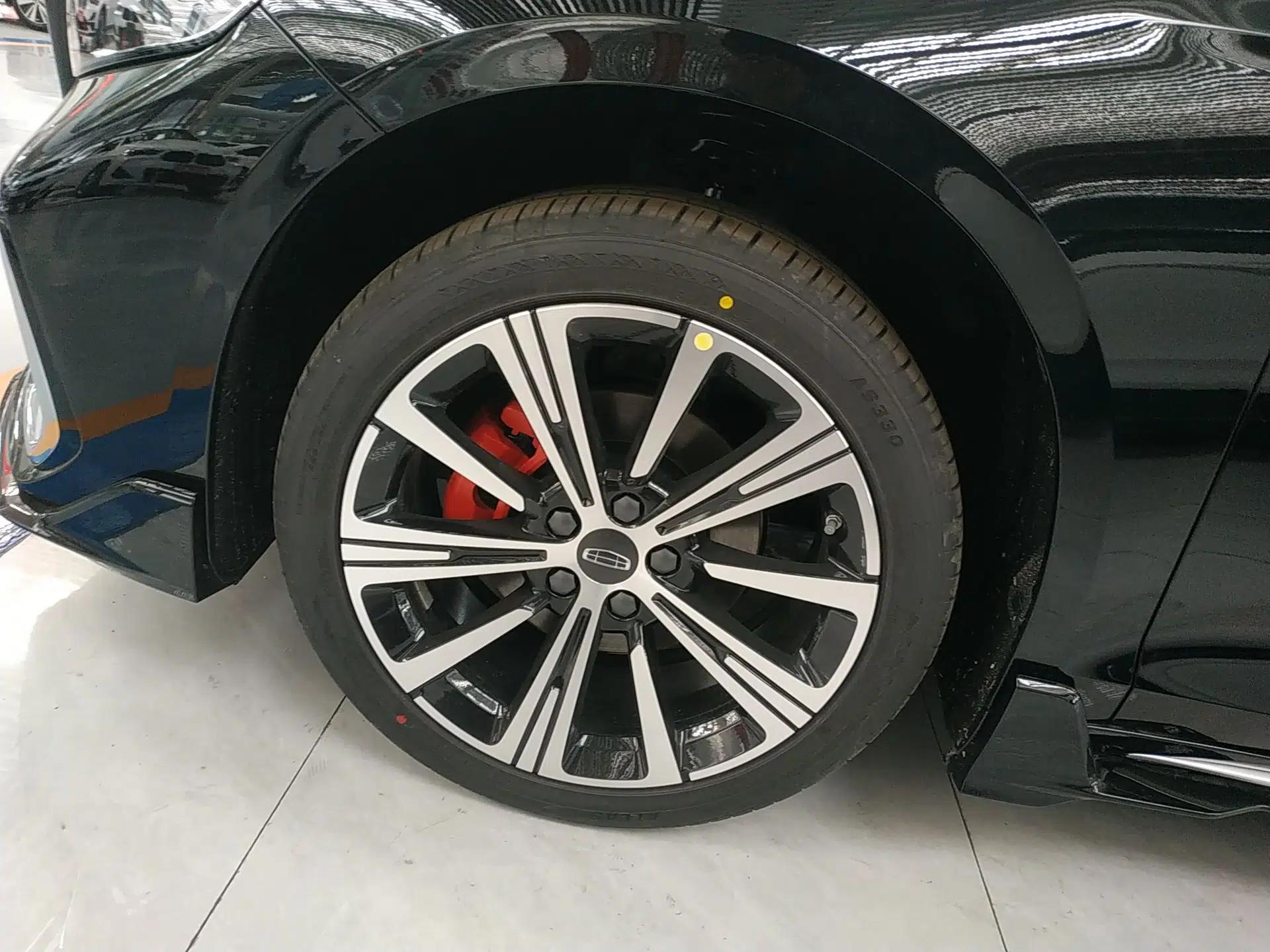 Geely Auto Preface 2026 Model Oriental Yao 1.5TD Kunlun Edition — миниатюра 9