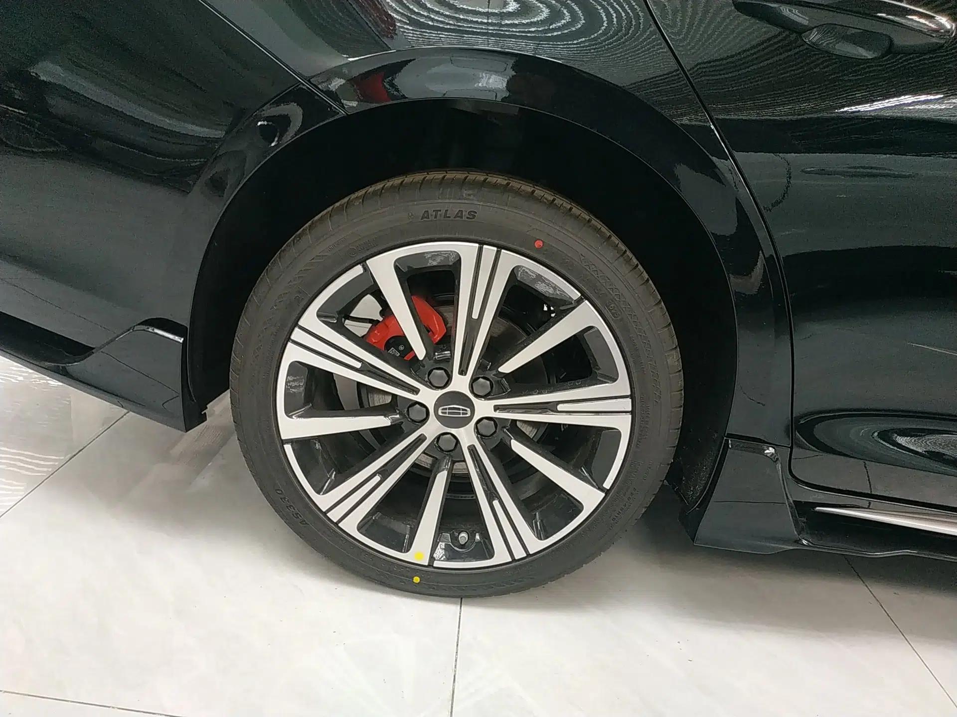 Geely Auto Preface 2026 Model Oriental Yao 1.5TD Kunlun Edition — миниатюра 10
