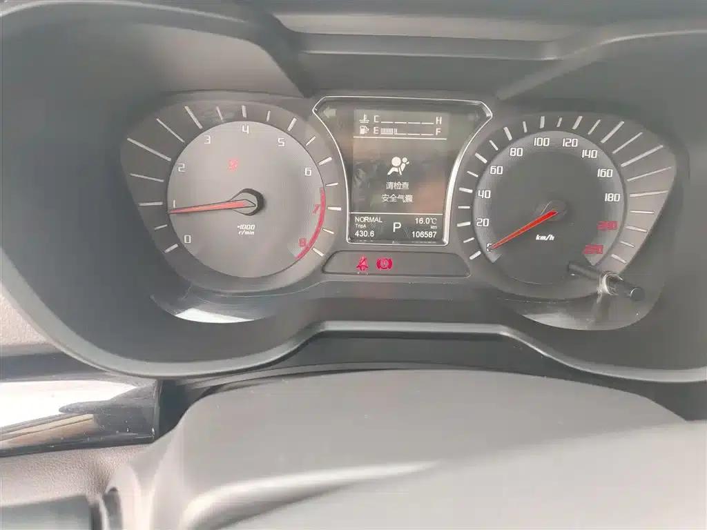 Trumpchi GS4 2015 200T G-DCT Elite Edition — миниатюра 11
