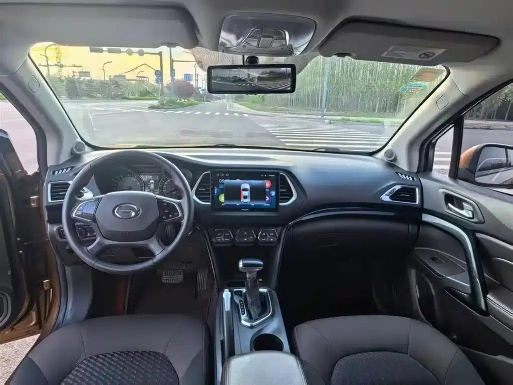 Trumpchi GS4 2015 200T G-DCT Elite Edition — миниатюра 8