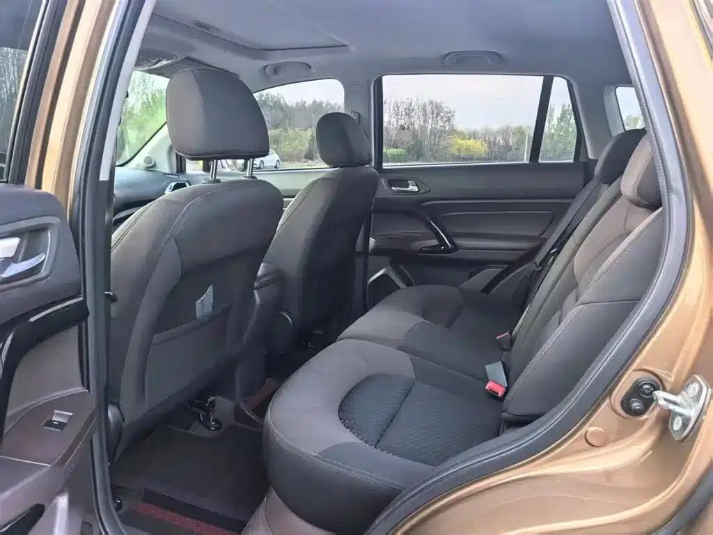 Trumpchi GS4 2015 200T G-DCT Elite Edition — миниатюра 10