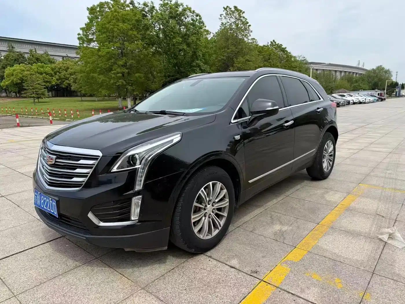 2016 Cadillac XT5 25T Luxury — миниатюра 3