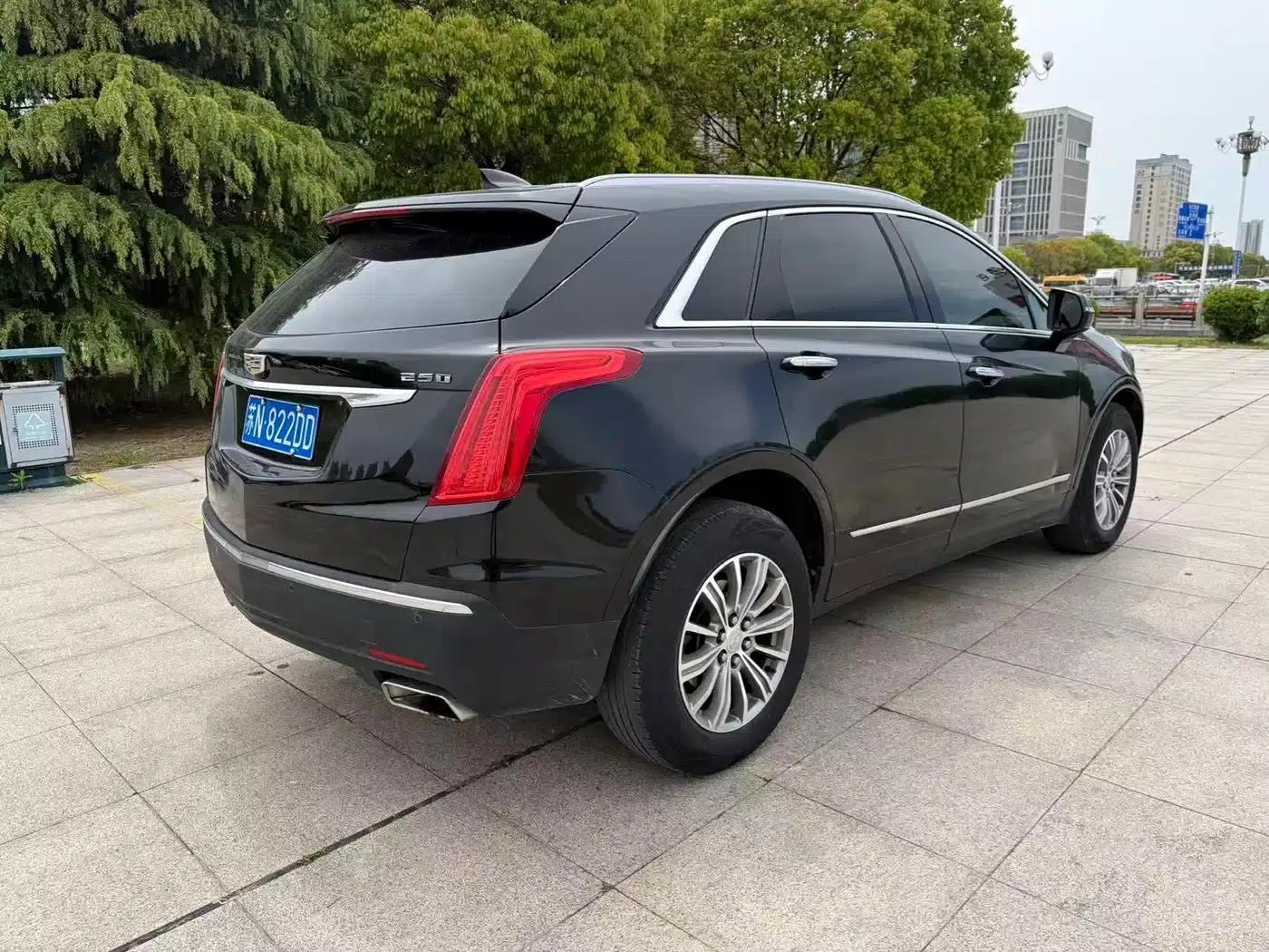 2016 Cadillac XT5 25T Luxury — миниатюра 8