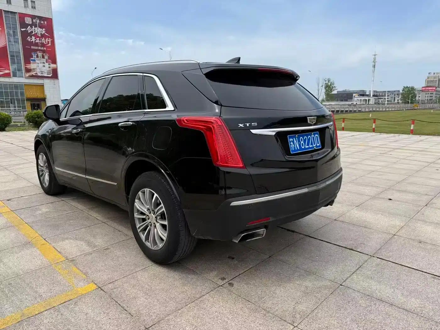 2016 Cadillac XT5 25T Luxury — миниатюра 9
