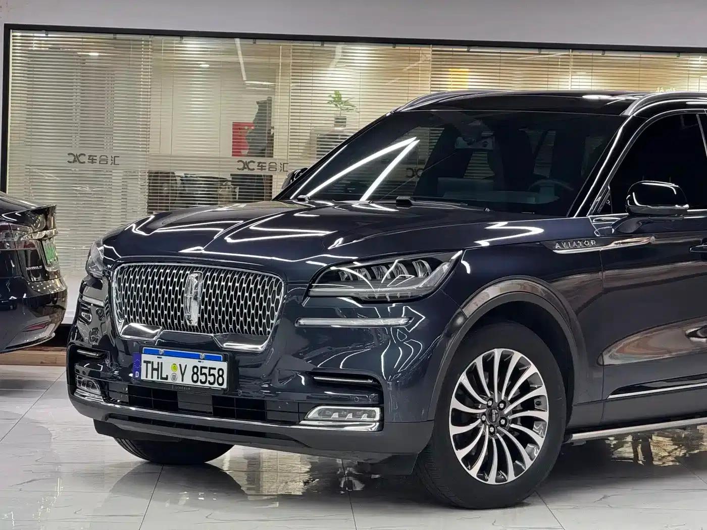 2022 Aviator 3.0T V6 AWD Premium Edition — миниатюра 2
