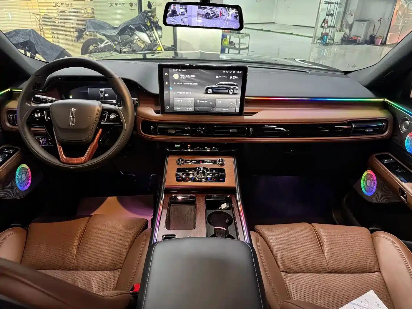 2022 Aviator 3.0T V6 AWD Premium Edition — миниатюра 8