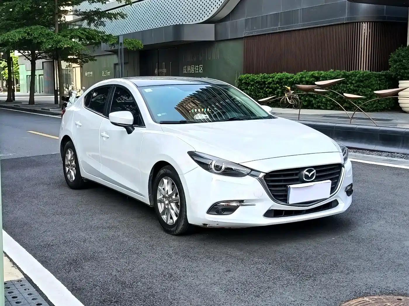 Mazda3 Axela 2017 Sedan 1.5L Automatic Luxury (China V Emission Standard) — миниатюра 3