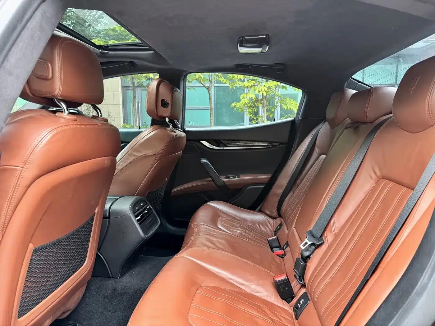 2014 Ghibli 3.0T Standard Edition — миниатюра 10