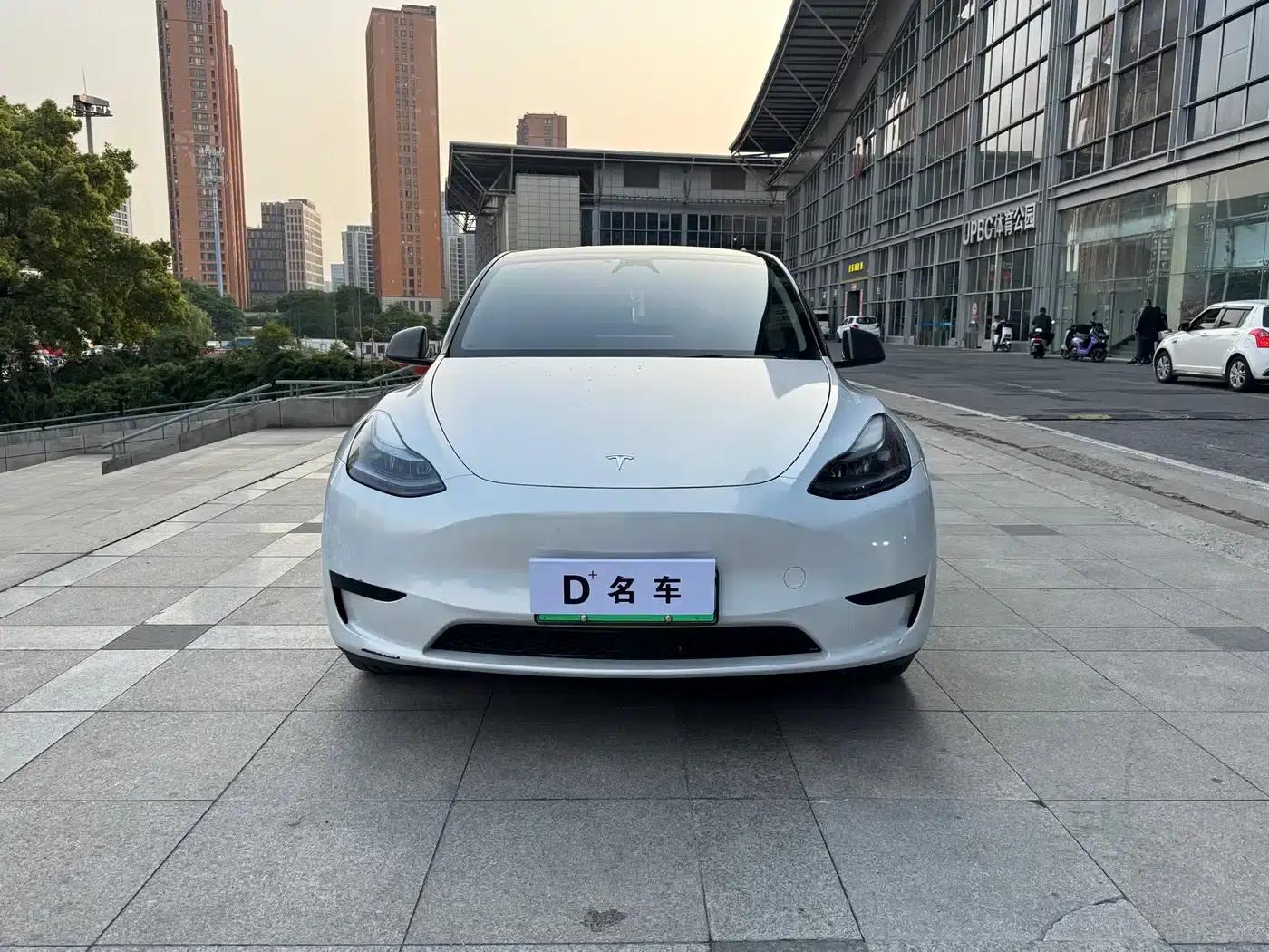 Model Y 2024 Rear-Wheel Drive — миниатюра 3