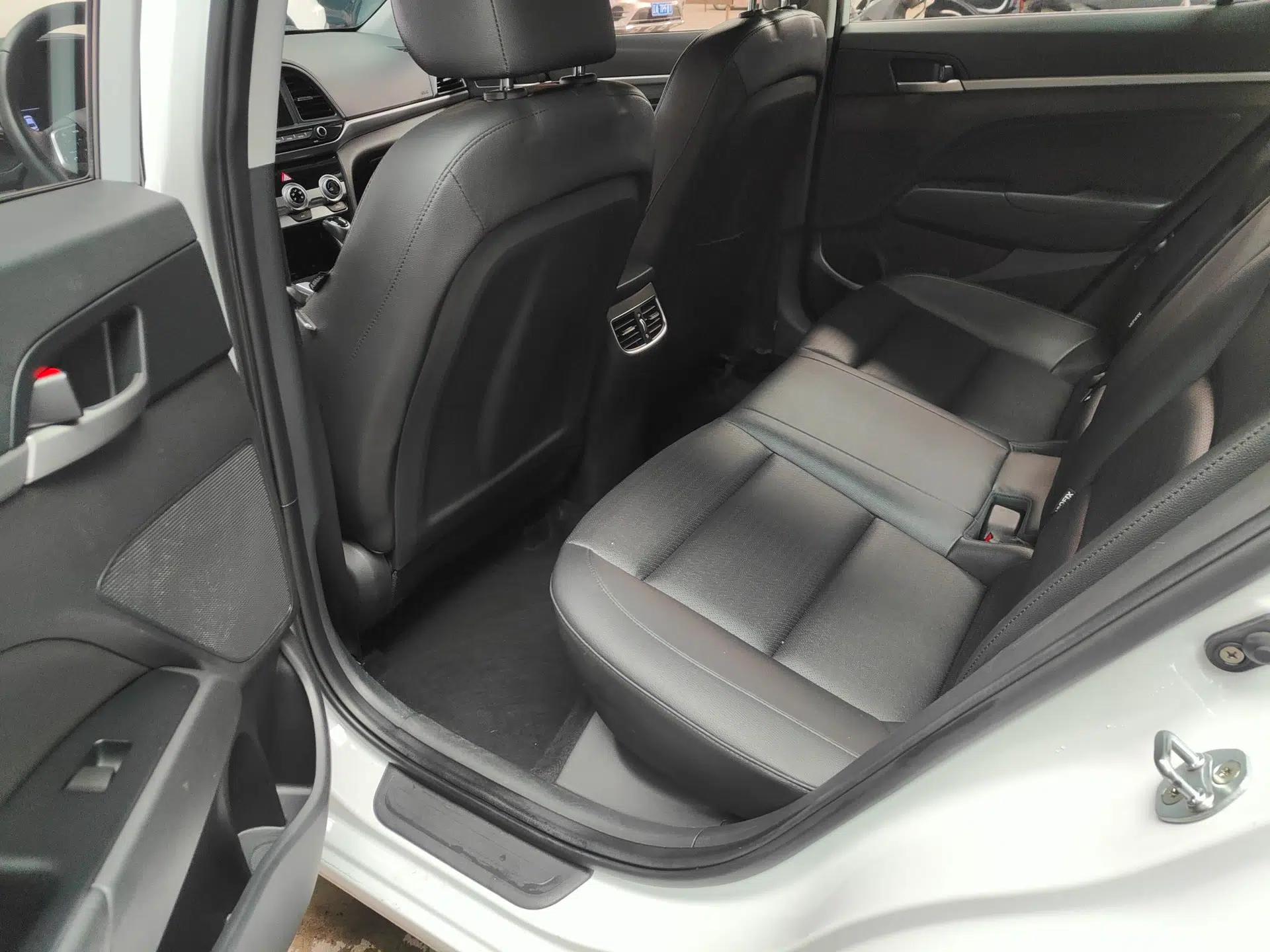 Hyundai Elantra (6th Generation / Lingdong) 2020 1.5L CVT Smart & Stylish – Elite Version — миниатюра 19