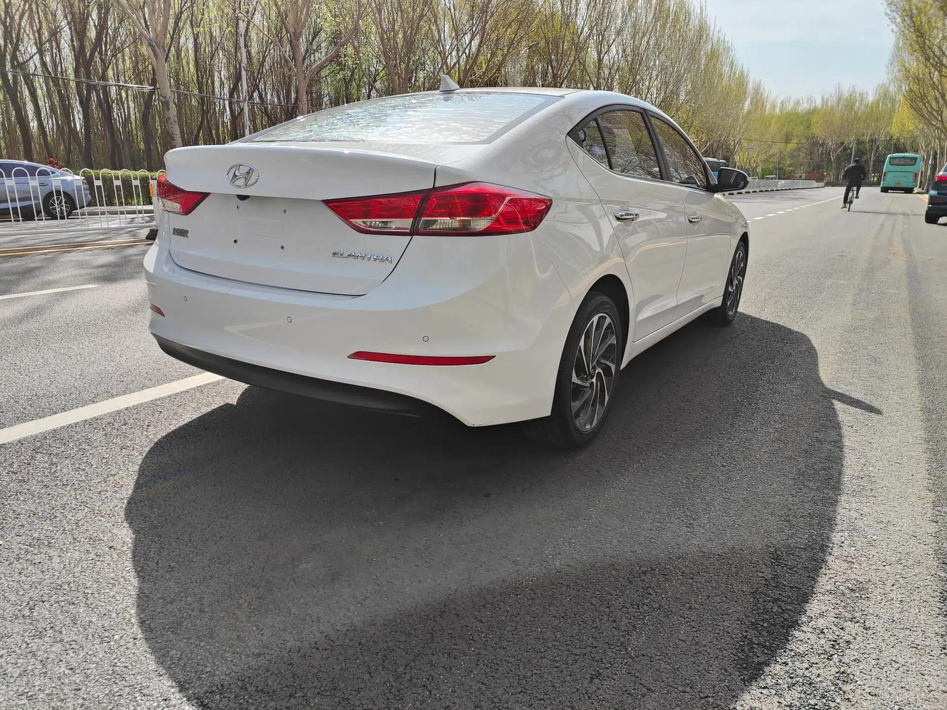 Hyundai Elantra (6th Generation / Lingdong) 2020 1.5L CVT Smart & Stylish – Elite Version — миниатюра 5