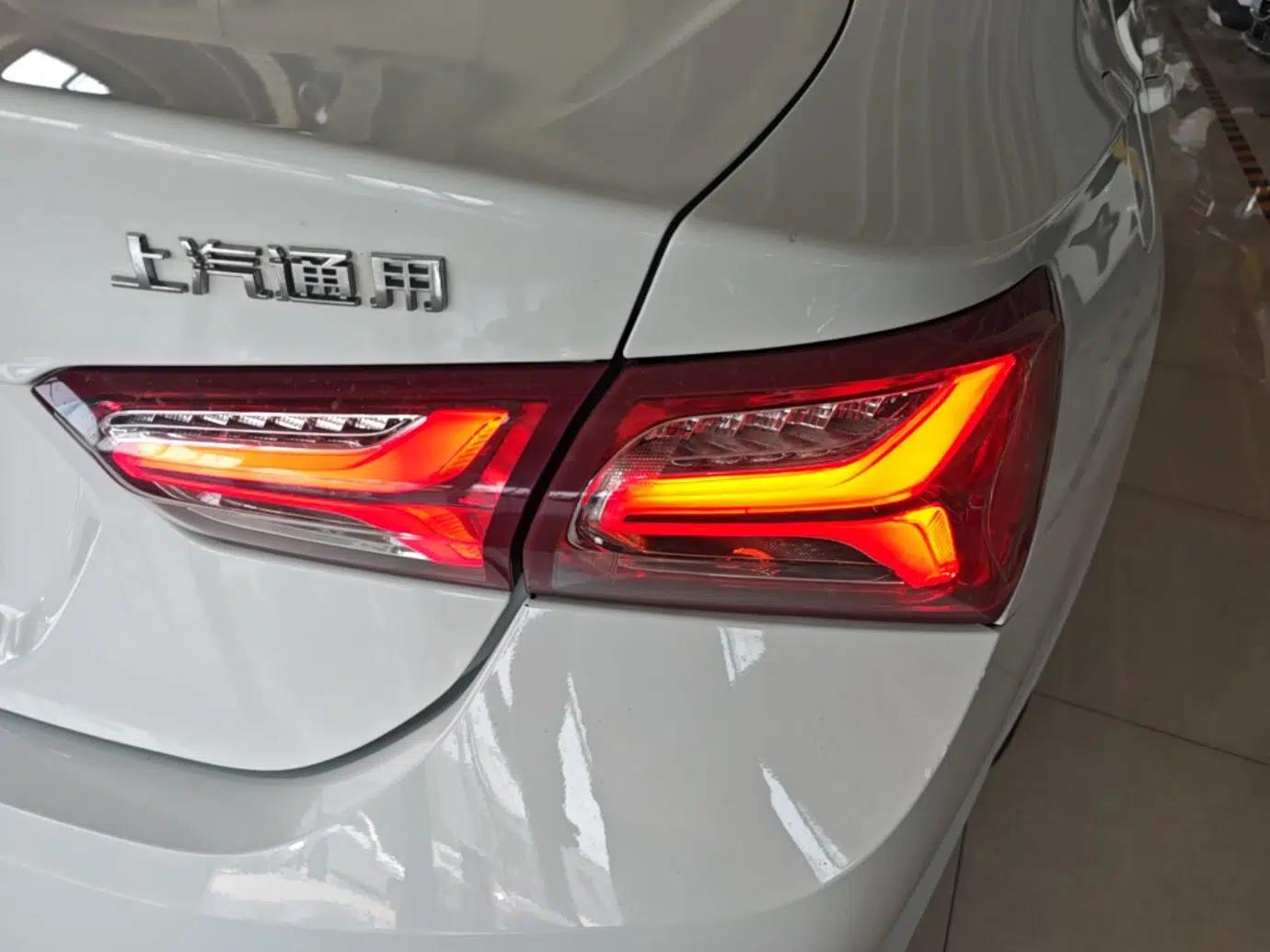 Chevrolet Malibu XL 2021 535T Automatic RuiLian Edition — миниатюра 7