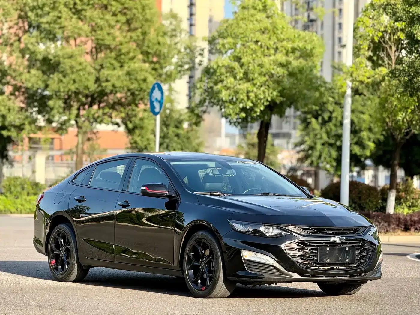 2021 Chevrolet Malibu XL Redline 550T Automatic Sport Edition — миниатюра 3