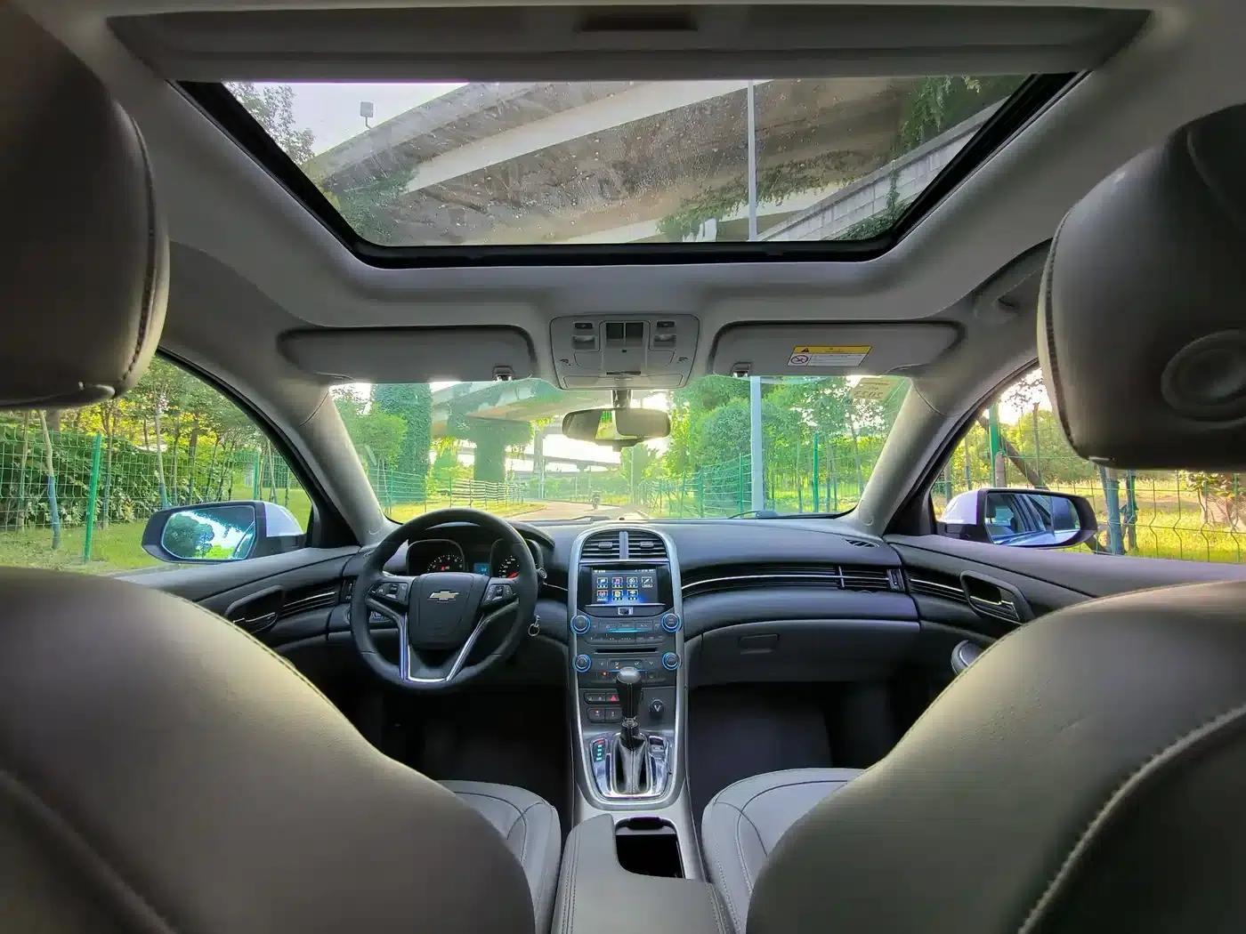 2014 Chevrolet Malibu 2.0L Automatic Luxury Edition — миниатюра 12
