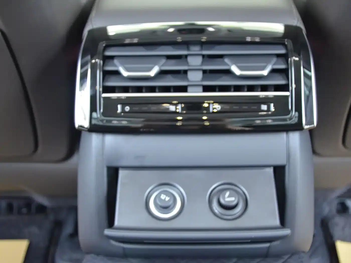 2026 Audi A8 A8L 45 TFSI quattro Luxury — миниатюра 8