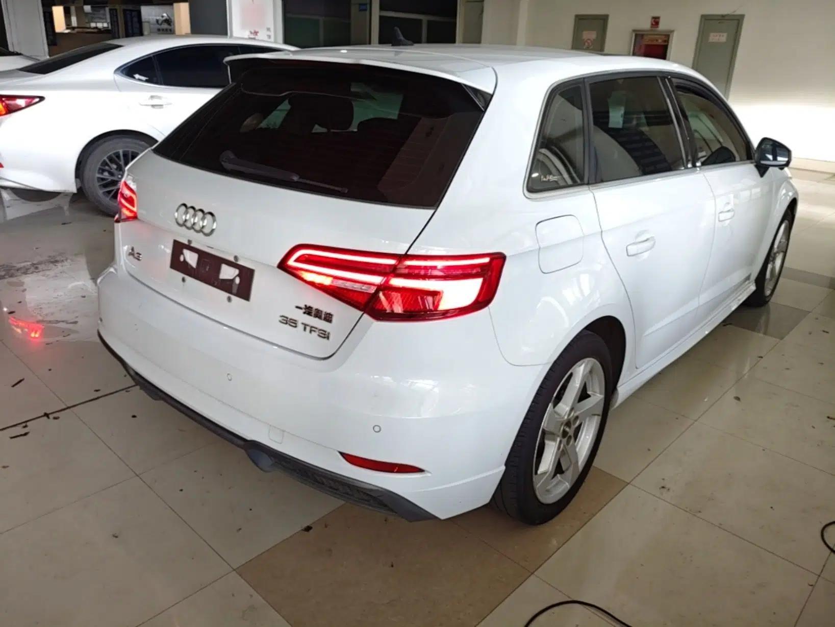 Audi A3 2019 Sportback 35 TFSI Fashion Edition China VI Emission Standard — миниатюра 6