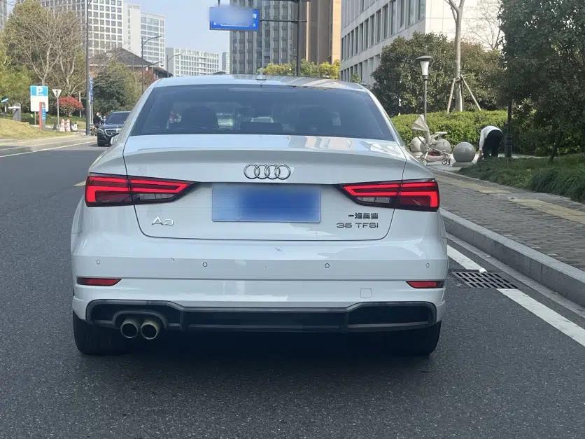 Audi A3 2018 30th Anniversary Edition Limousine 35 TFSI Fashion Model — миниатюра 6