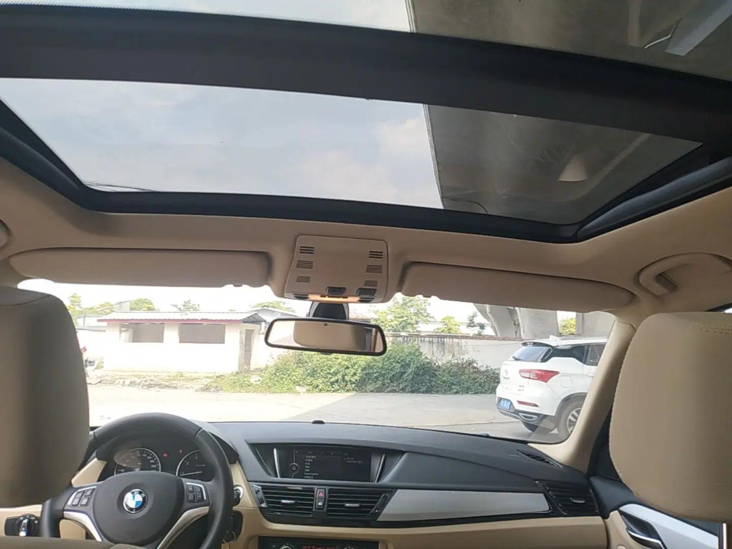 BMW X1 2014 sDrive18i Leading Model — миниатюра 21