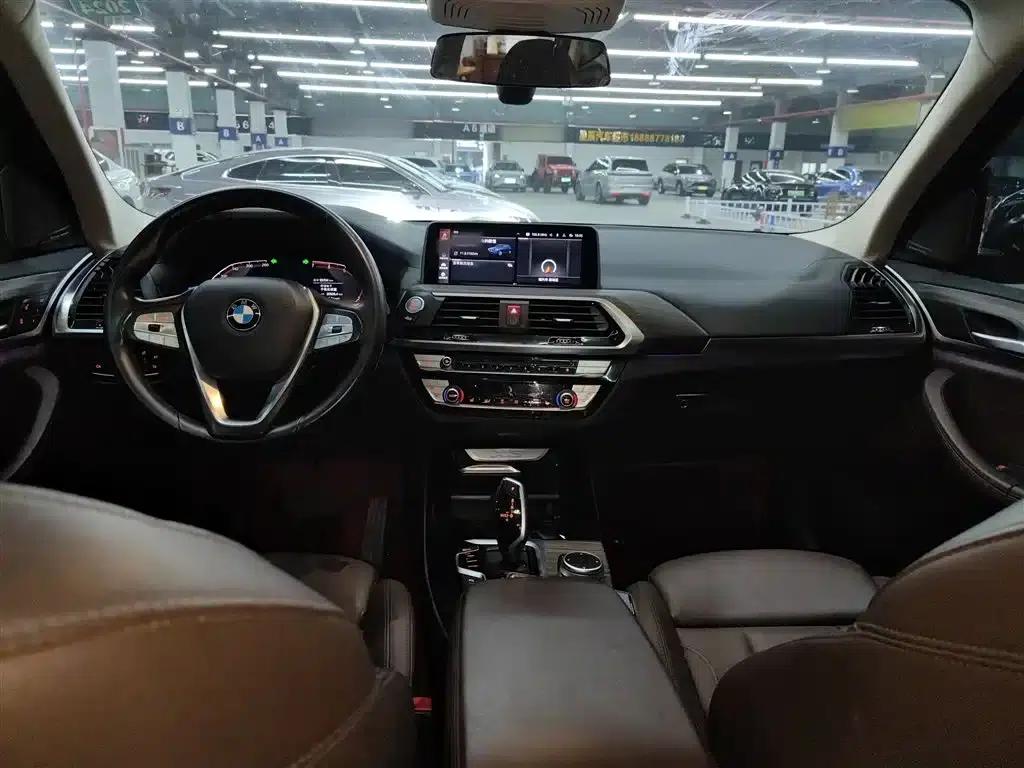 BMW X3 2020 xDrive28i Luxury Package — миниатюра 10