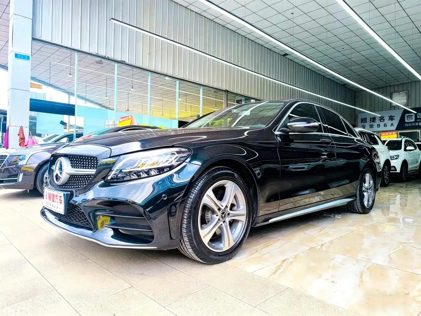 2020 Mercedes-Benz C-Class C 260 L Sport Edition — миниатюра 1