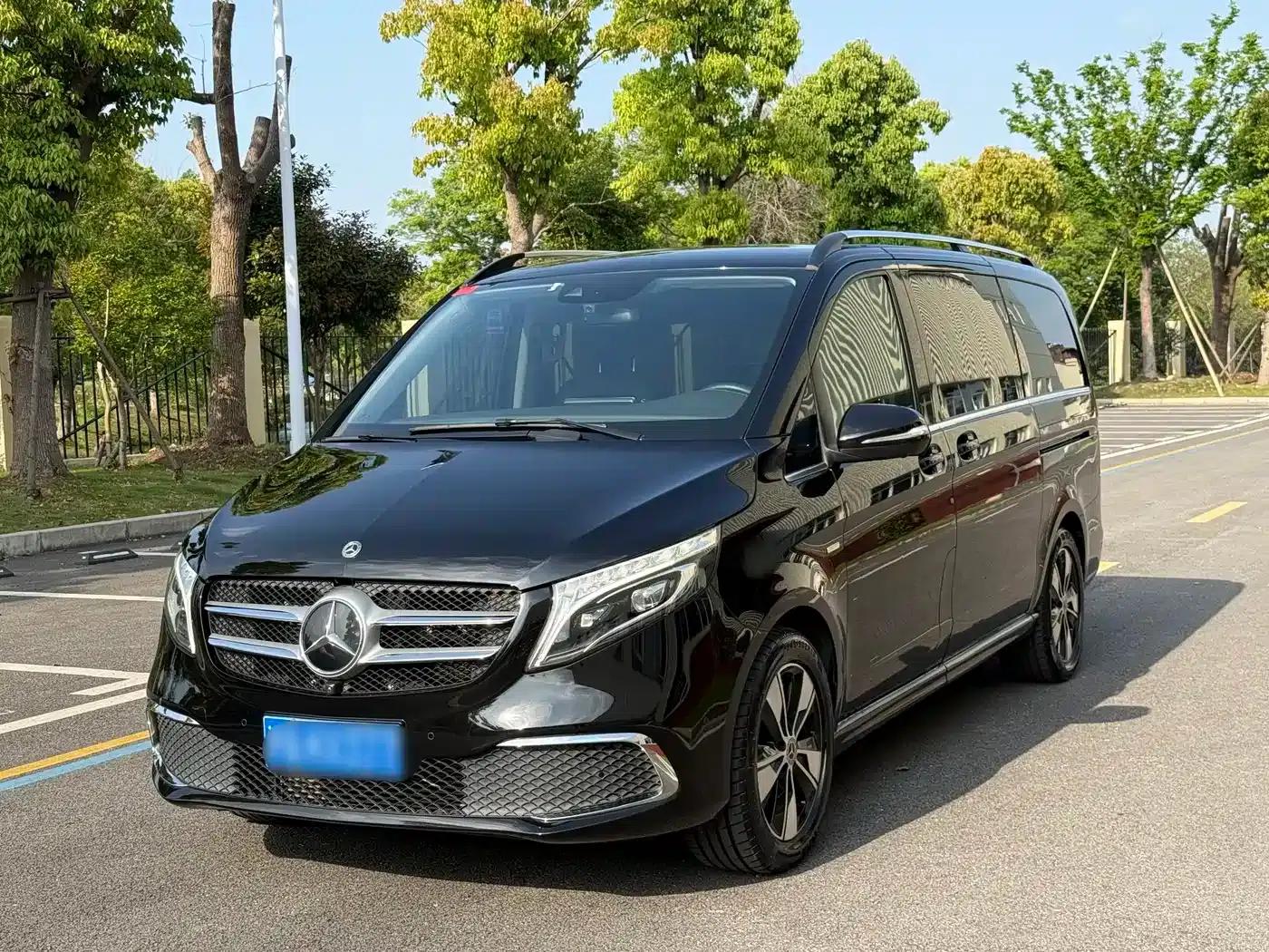 Mercedes-Benz V-Class 2022 V 260 Premium Edition — миниатюра 1