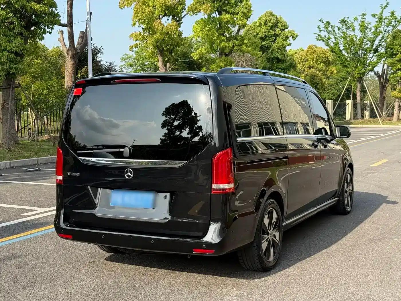 Mercedes-Benz V-Class 2022 V 260 Premium Edition — миниатюра 3