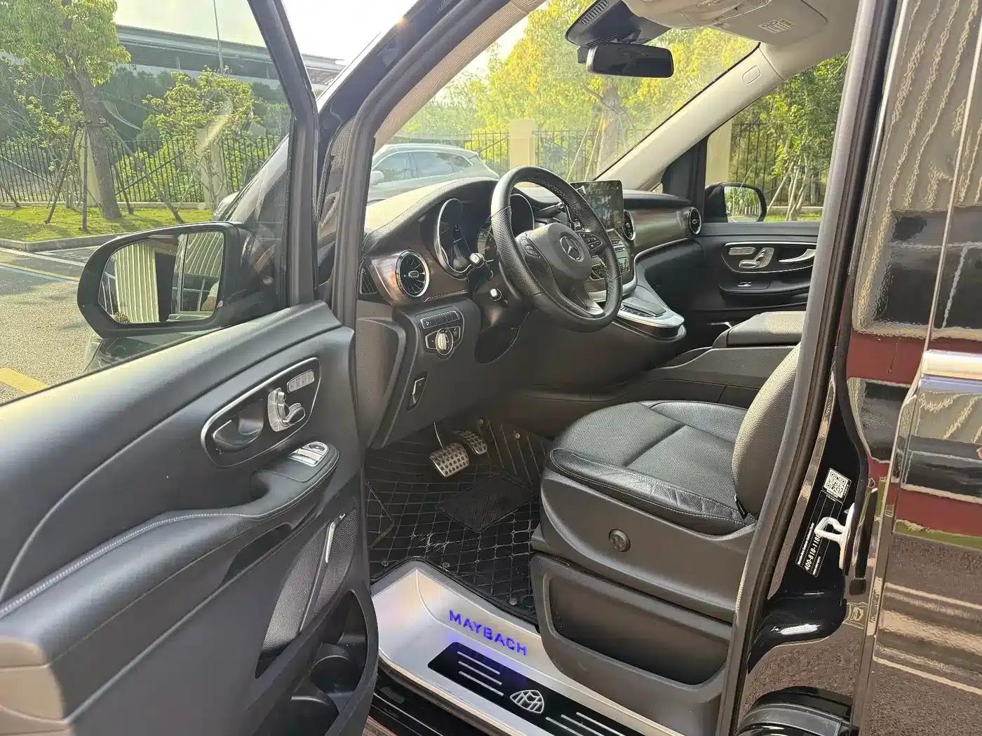 Mercedes-Benz V-Class 2022 V 260 Premium Edition — миниатюра 6