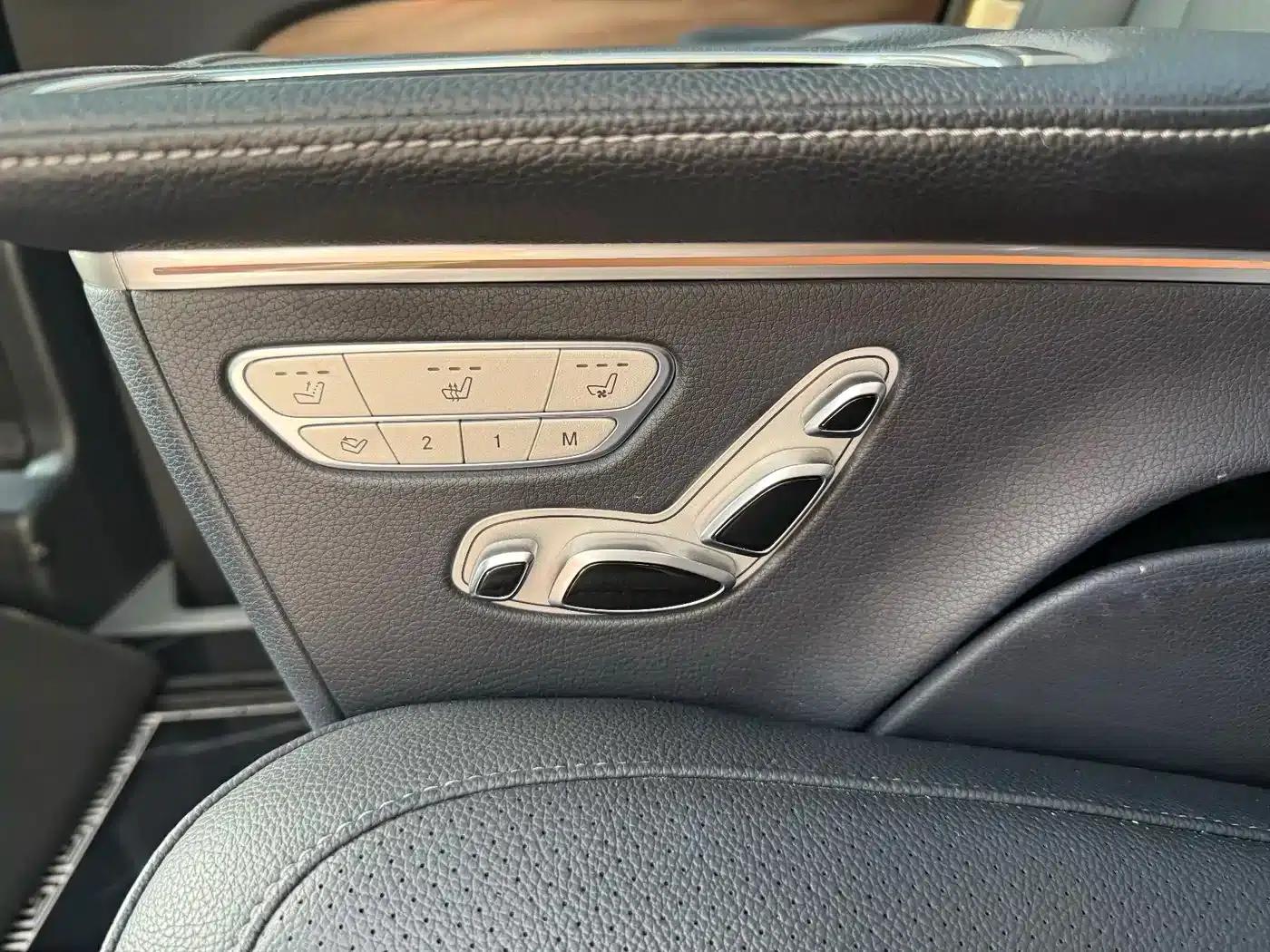 Mercedes-Benz V-Class 2022 V 260 Premium Edition — миниатюра 10
