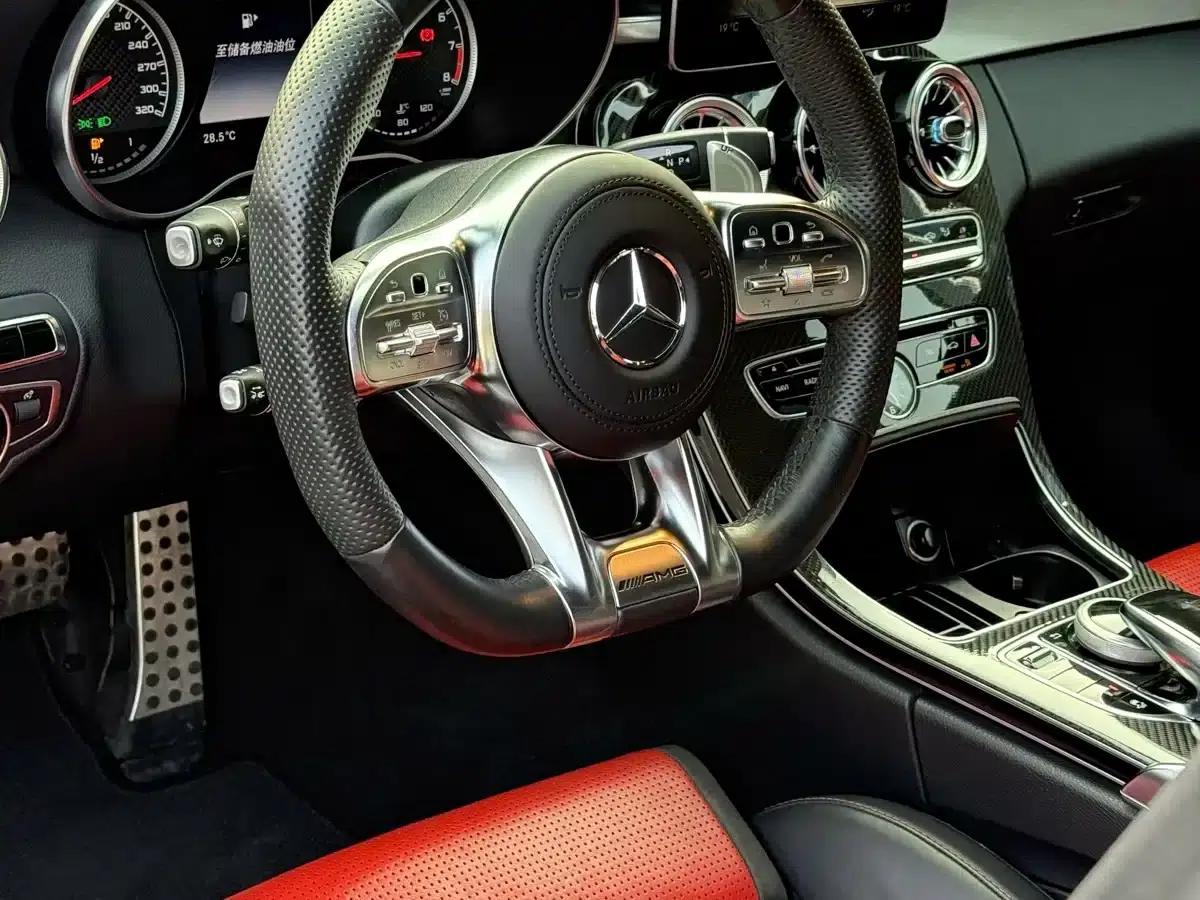 2015 Mercedes-Benz C-Class AMG C 63 — миниатюра 4