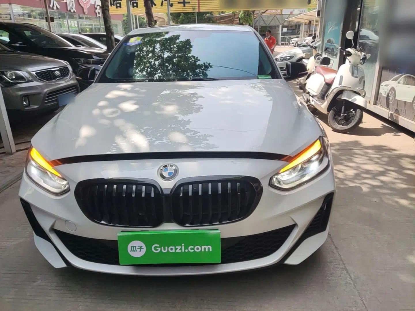 BMW 1 Series 2021 125i M Sport Night Edition — миниатюра 2