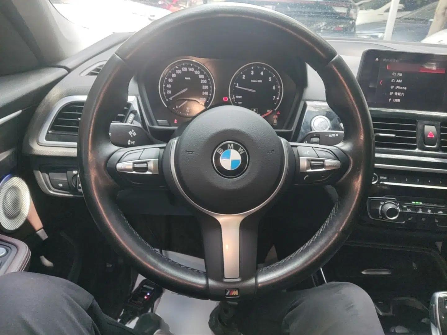 BMW 1 Series 2021 125i M Sport Night Edition — миниатюра 14
