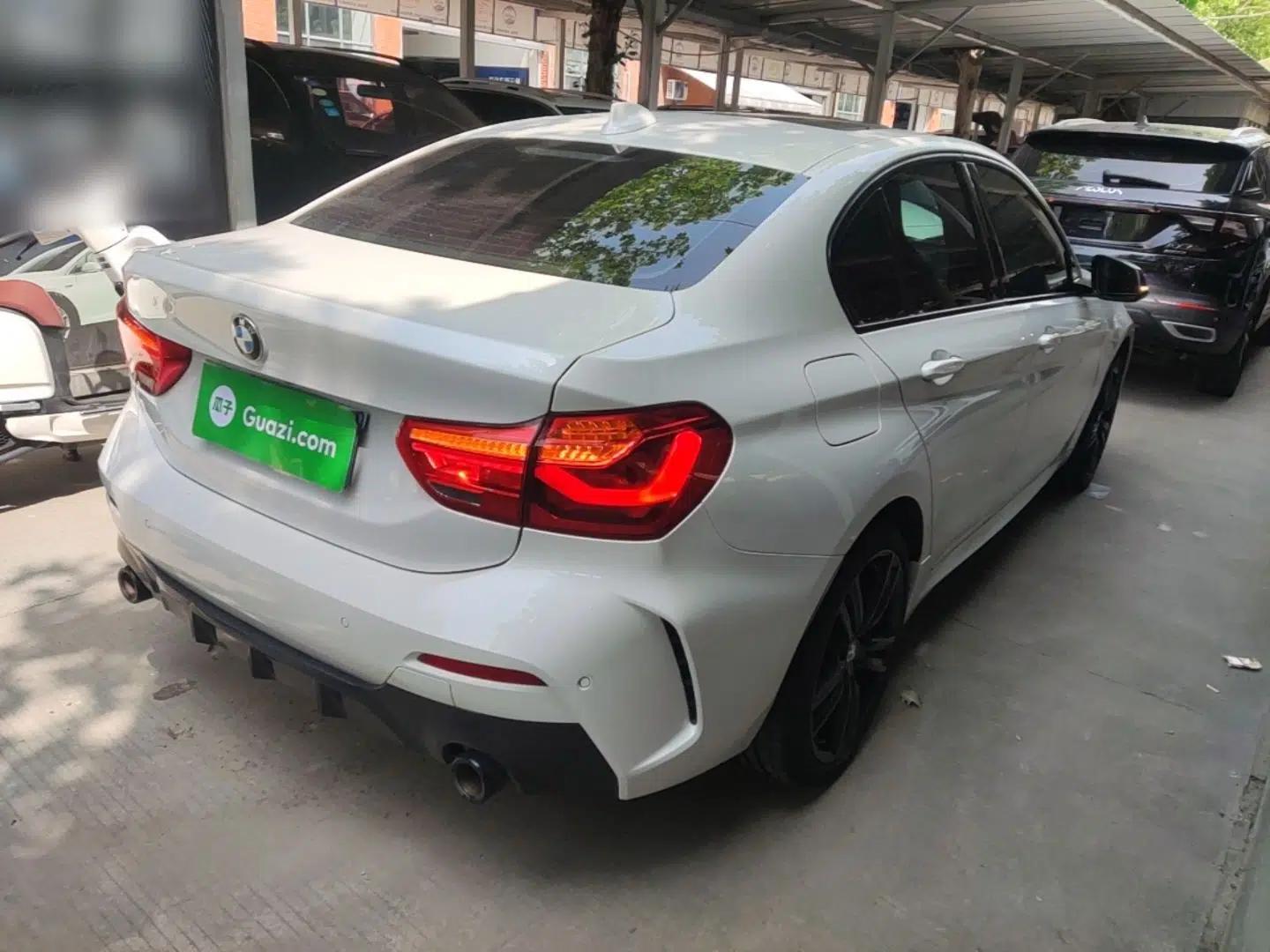 BMW 1 Series 2021 125i M Sport Night Edition — миниатюра 6